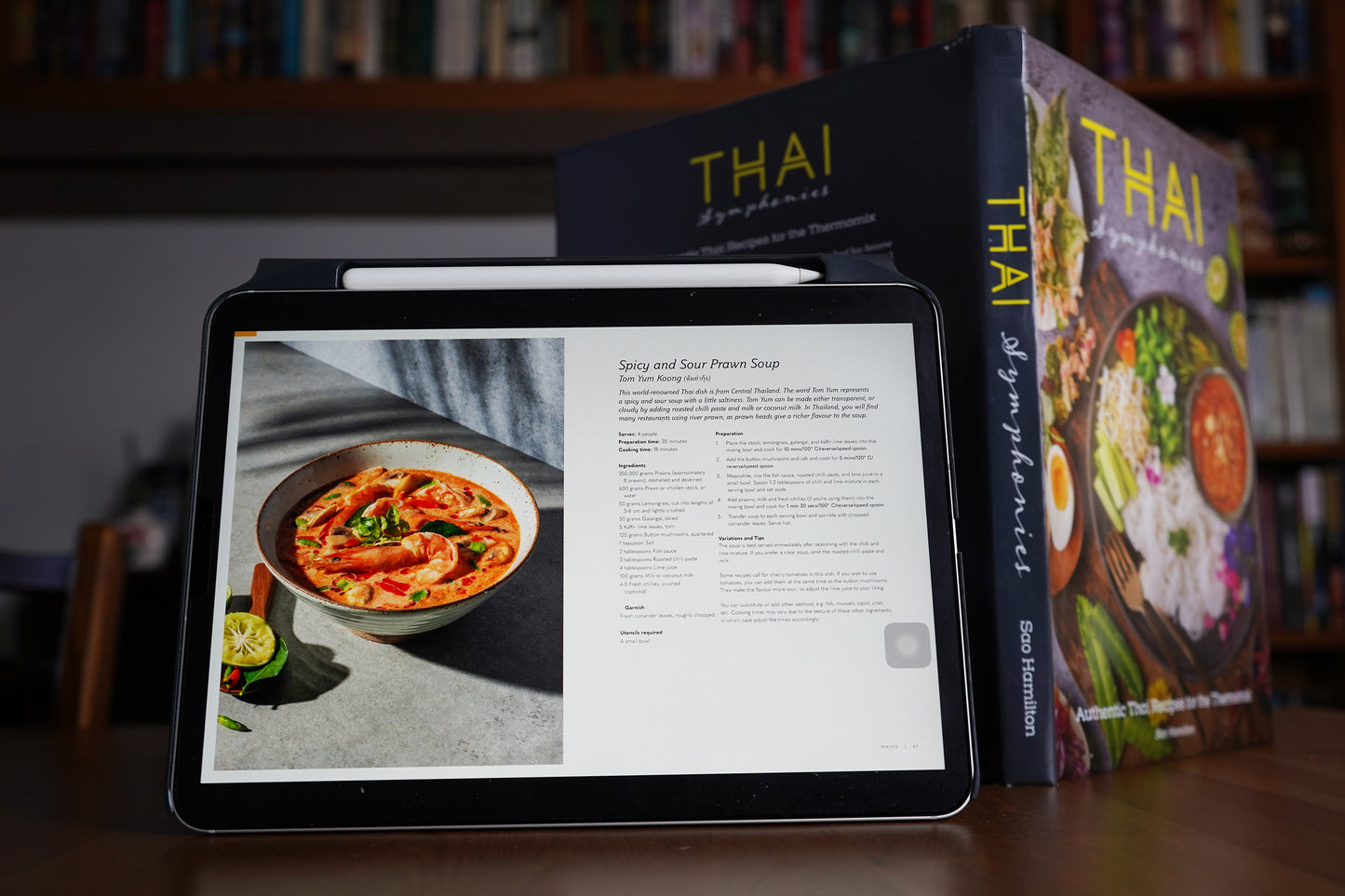 Thai Symphonies - ebook